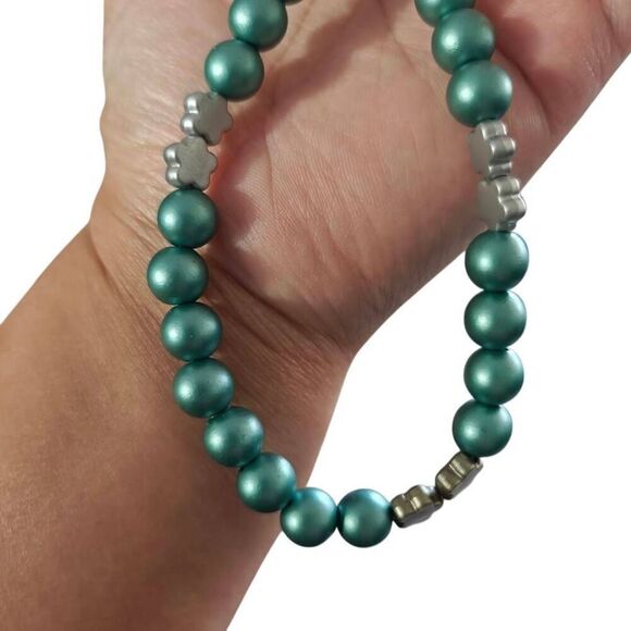 Handmade Metallic Beaded Phone Strap - Picture 2 of 3